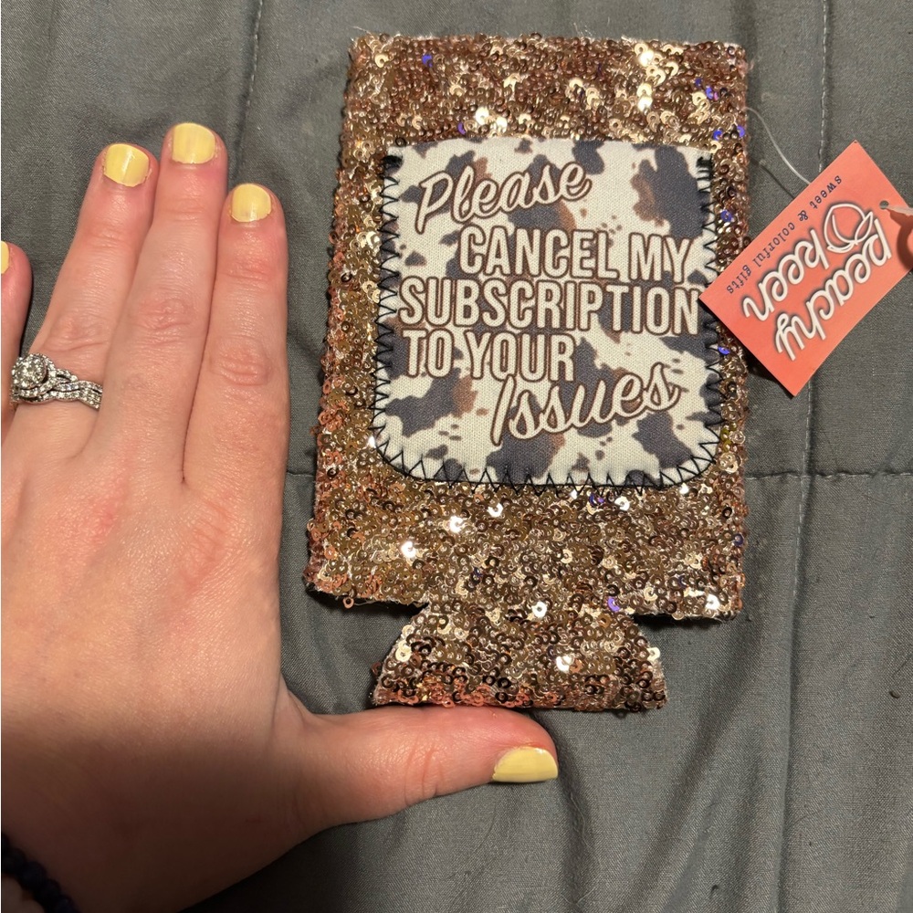 Glittery Gold Sequined Skinny Drink Sleeve - Picture 4 of 4